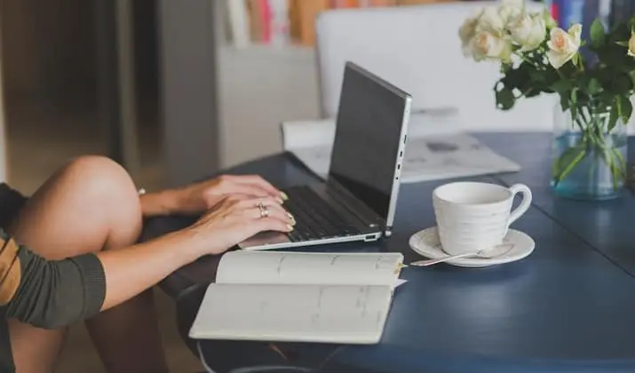 How to write follow up email after interview