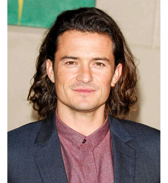 Sexy hairstyle for men: Orlando Bloom's romantic mid-length hair